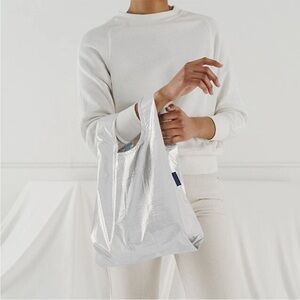 NWT Sold Out Design Mini Size Baggu Metallic Silver
